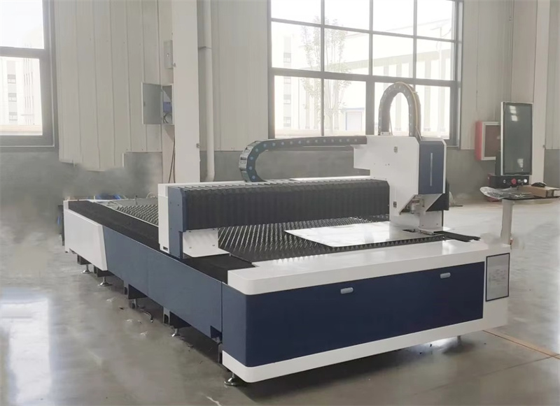 Промышленный высокомощный лазе – обзор и цена Industrial Laser Fabric Cutting Machine